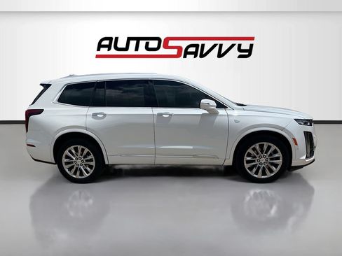 Used 2023 Cadillac XT6 Premium Luxury w/ Technology Package AWD/4WD image 8