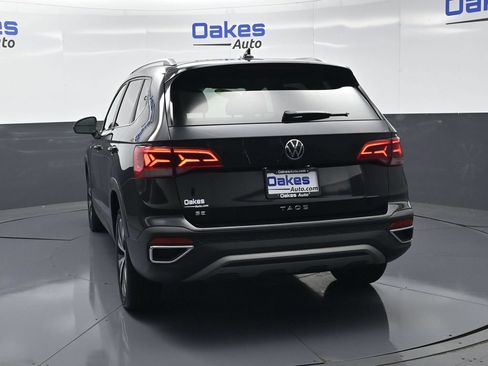 Used 2024 Volkswagen Taos SE FWD image 7