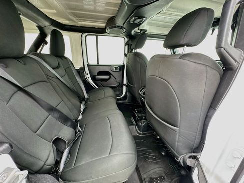 Used 2021 Jeep Wrangler Unlimited Sport AWD/4WD image 18