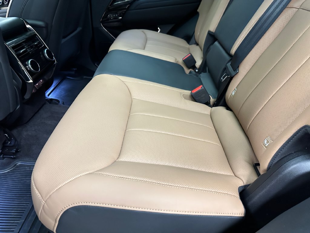 Used 2023 Land Rover Range Rover Sport SE Dynamic AWD/4WD image 19