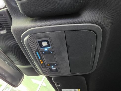 Used 2020 Ford Explorer ST AWD/4WD image 36
