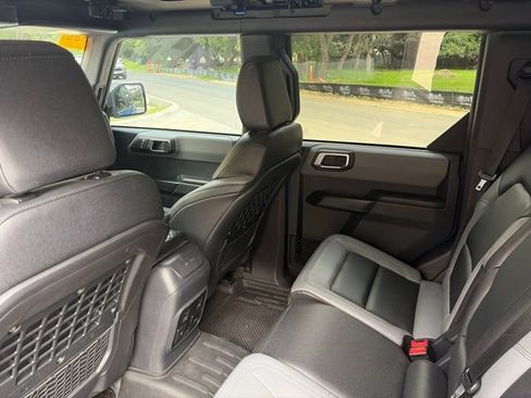 Used 2024 Ford Bronco Black Diamond AWD/4WD image 10