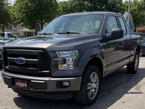 Used 2015 Ford F150 XL w/ Equipment Group 101A Mid AWD/4WD image 3