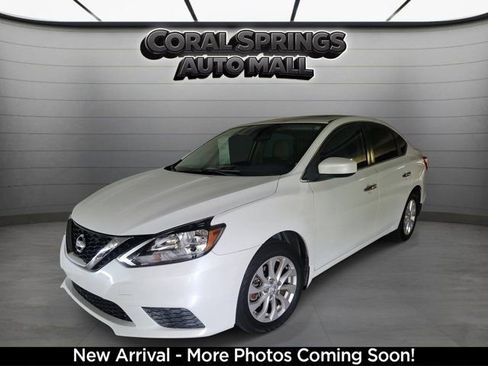Used 2017 Nissan Sentra SV w/ Style Package FWD image 2
