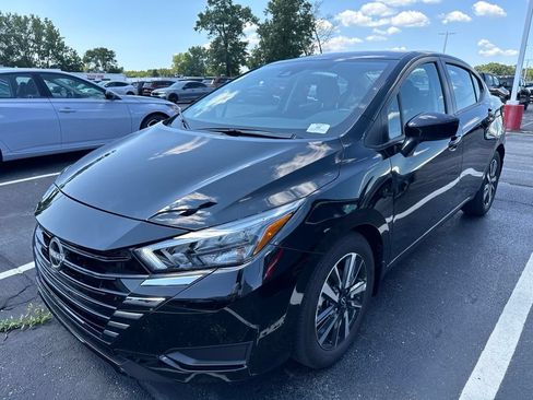 Certified 2025 Nissan Versa SV w/ Trunk Package FWD image 3