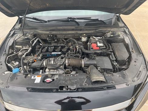 Used 2019 Honda Accord Sport image 7