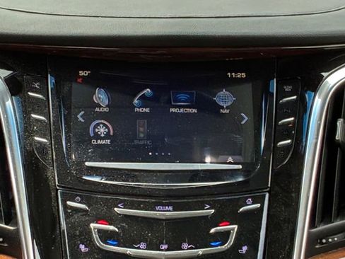 Used 2016 Cadillac Escalade Premium AWD/4WD image 25