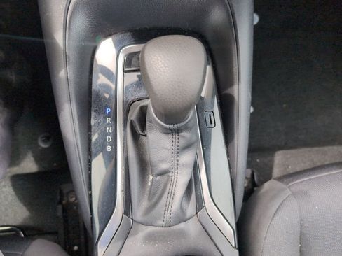 Used 2024 Toyota Corolla LE FWD image 12