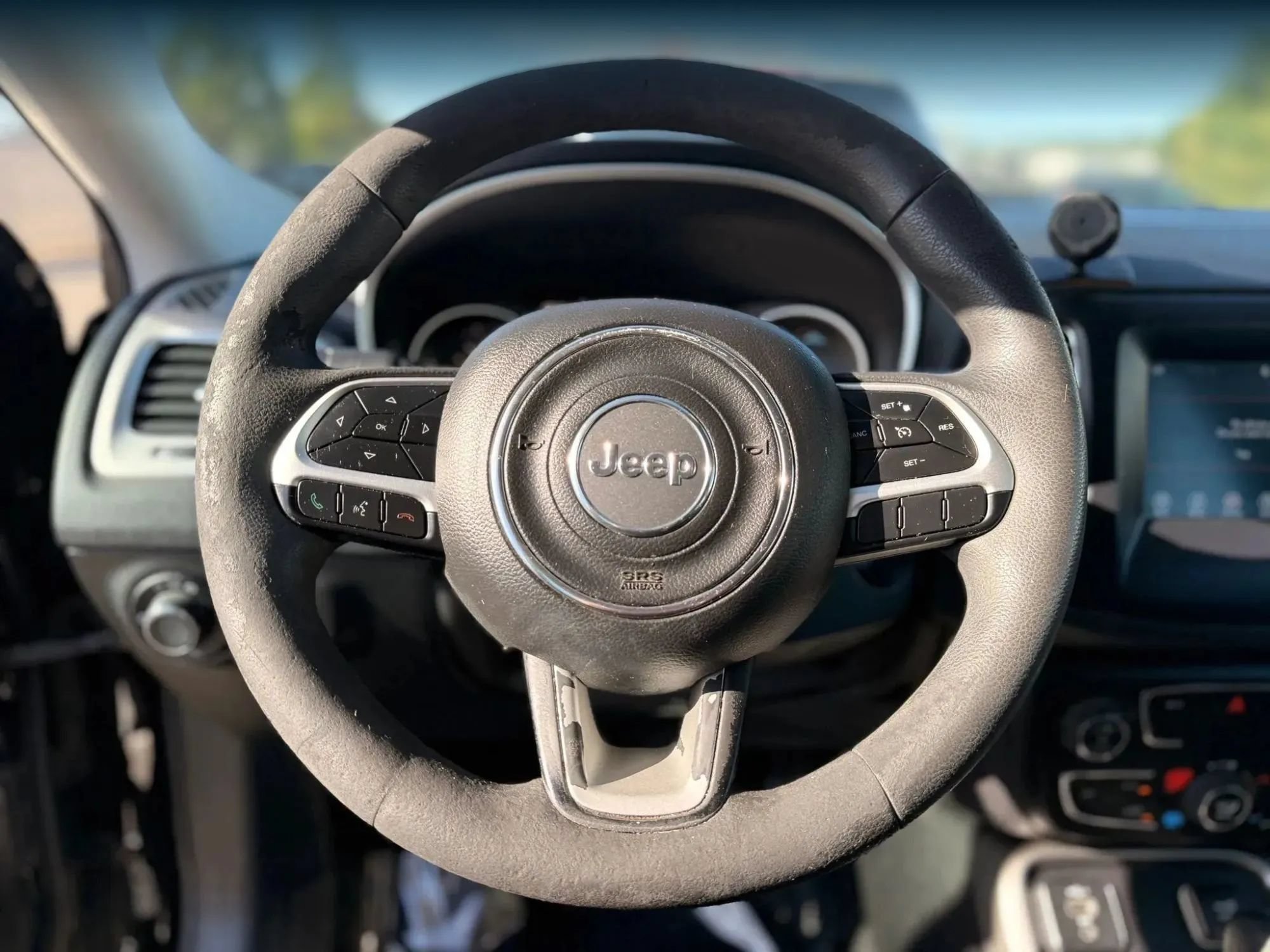 Used 2020 Jeep Compass Sport w/ Tech Group FWD image 24