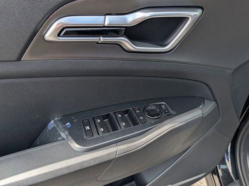 New 2026 Kia Sportage LX FWD image 28