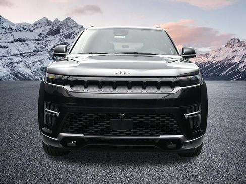 New 2026 Jeep Grand Wagoneer L Limited AWD/4WD image 8