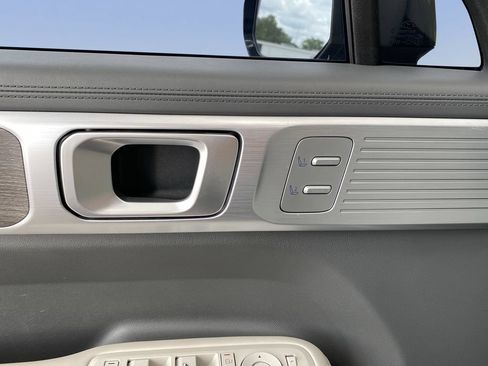 Certified 2024 Hyundai Santa Fe Calligraphy FWD image 19