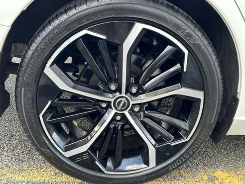 Certified 2023 Nissan Altima 2.5 SR FWD image 12