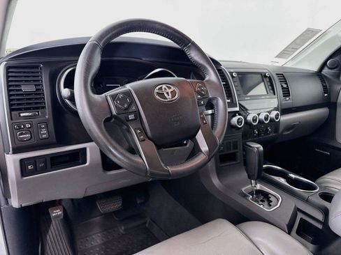 Used 2021 Toyota Sequoia Limited RWD image 4
