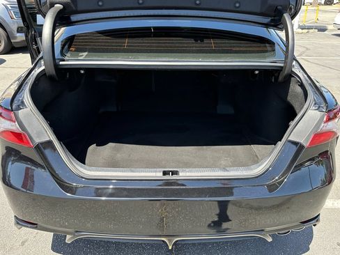 Used 2023 Toyota Camry SE FWD image 22