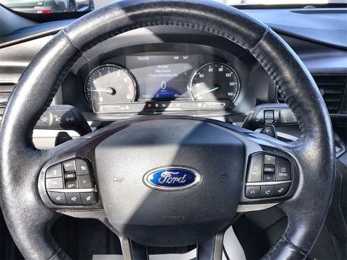 Used 2020 Ford Explorer XLT w/ Equipment Group 202A image 14
