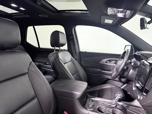 Used 2023 Chevrolet Traverse LT w/ LT Premium Package AWD/4WD image 24
