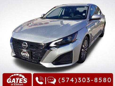 Used 2023 Nissan Altima 2.5 SV image 5