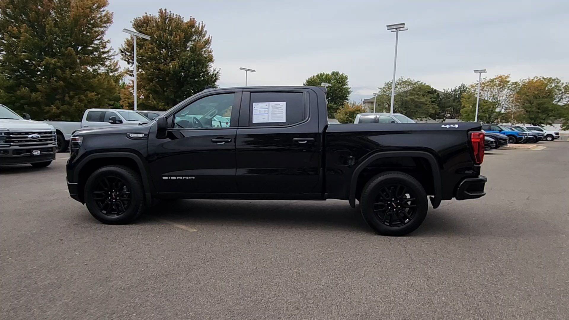 Used 2024 GMC Sierra 1500 Pro w/ Graphite Edition AWD/4WD image 25