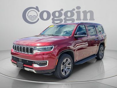 Used 2024 Jeep Wagoneer Series II w/ Flexible Seating Group