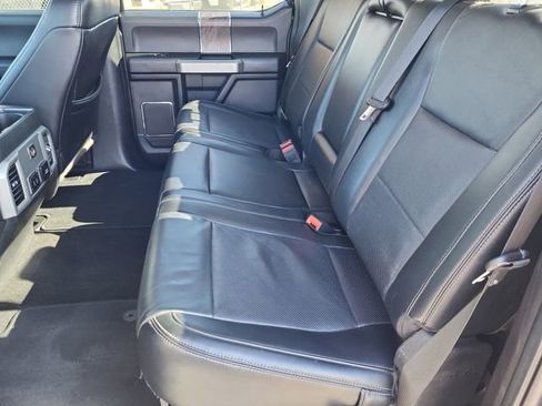 Used 2019 Ford F250 Lariat w/ Chrome Package image 26