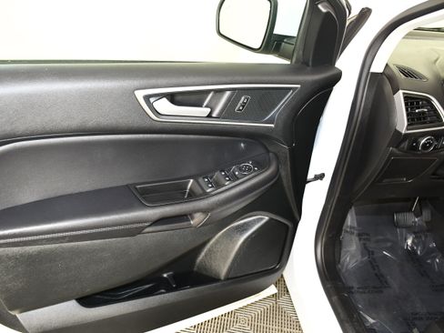 Used 2024 Ford Edge SEL image 35