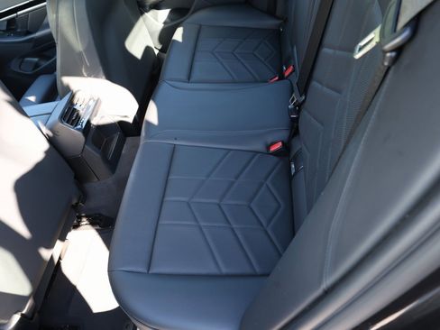 Used 2025 BMW 530i xDrive 530i xDrive image 21