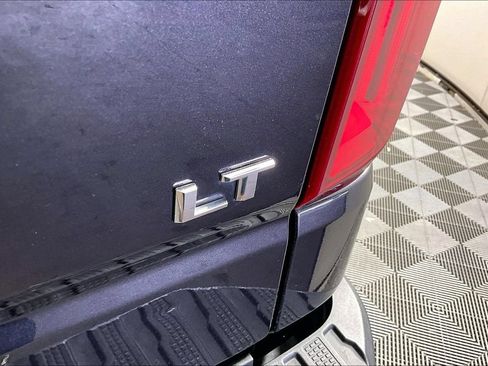 Used 2022 Chevrolet Silverado 1500 LT Trail Boss AWD/4WD image 23