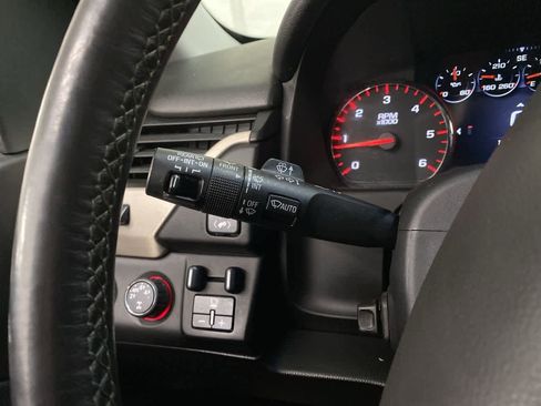 Used 2016 GMC Yukon Denali w/ Open Road Package image 22