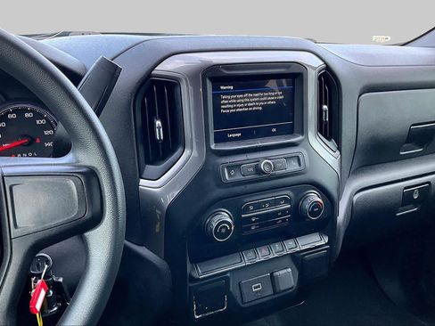 Used 2019 Chevrolet Silverado 1500 Custom w/ Custom Value Package RWD image 6