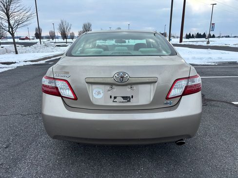 Used 2009 Toyota Camry Hybrid Sedan 4D image 8