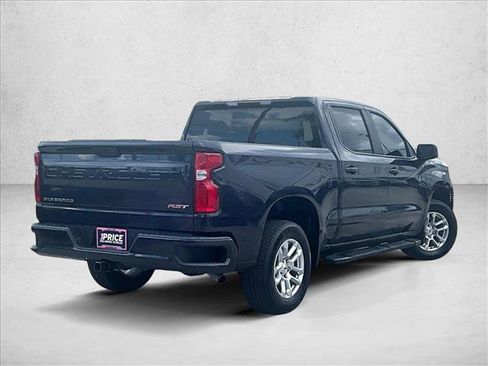 Used 2023 Chevrolet Silverado 1500 RST RWD image 2