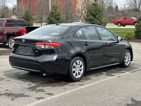 Used 2020 Toyota Corolla LE image 21