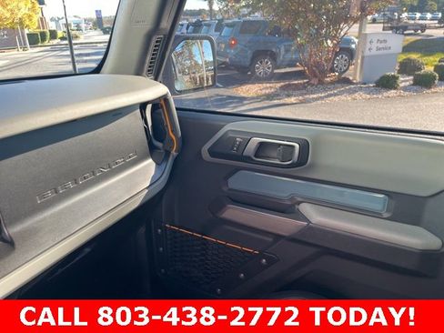 Used 2022 Ford Bronco Badlands image 24
