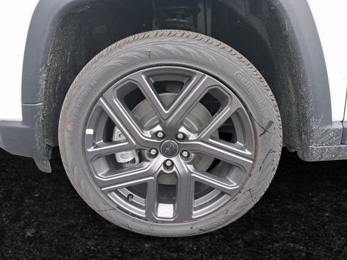 New 2026 Jeep Compass Limited image 15