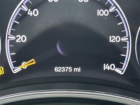 Used 2019 Jeep Grand Cherokee Laredo image 12