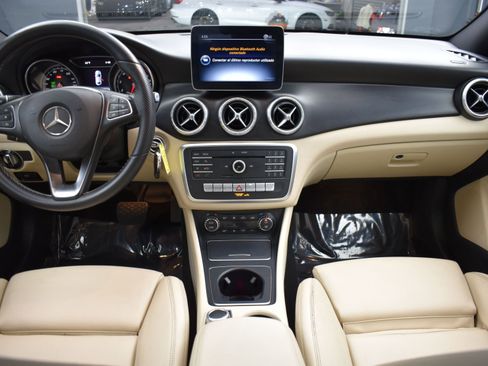 Used 2019 Mercedes-Benz CLA 250 4MATIC image 18