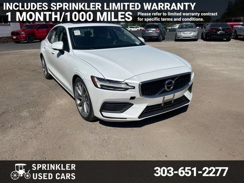 Used 2019 Volvo S60 T6 Momentum w/ Multimedia Package AWD/4WD image 1