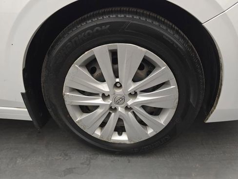 Used 2024 Nissan Sentra S FWD image 13