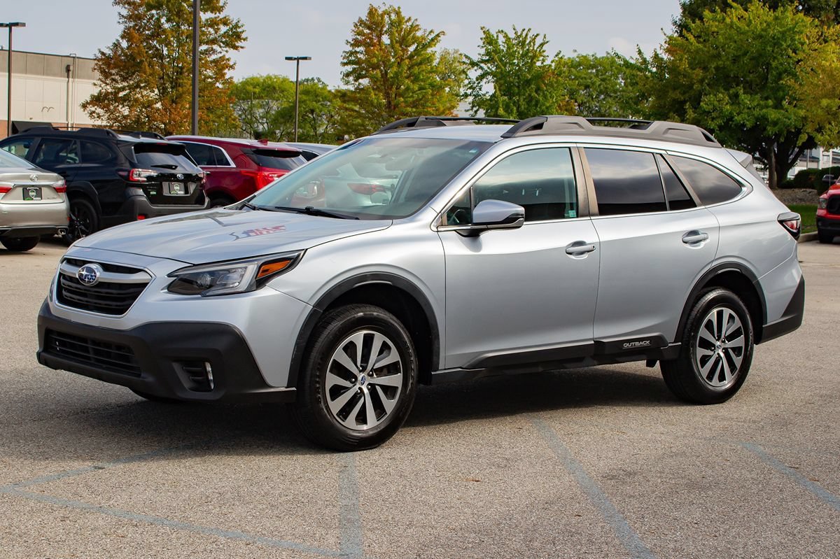 Used 2022 Subaru Outback Premium AWD/4WD image 4