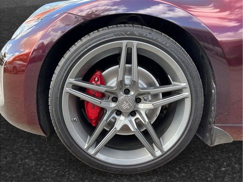 Used 2013 Nissan 370Z Touring w/ Sport Pkg image 12