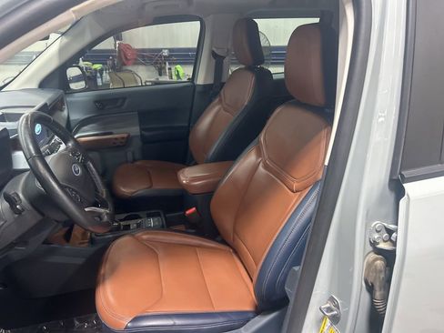 Certified 2022 Ford Maverick Lariat w/ Lariat Luxury Package image 12