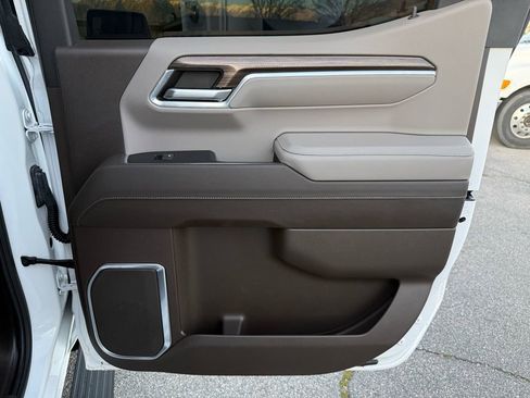 Used 2023 Chevrolet Silverado 1500 RST image 34