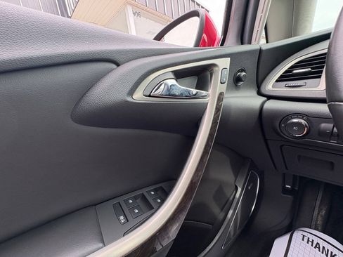 Used 2013 Buick Verano Leather FWD image 29