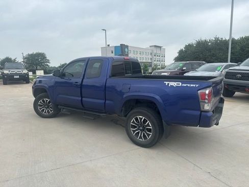 Used 2023 Toyota Tacoma TRD Sport w/ Technology Package RWD image 5