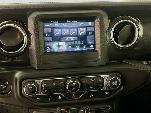 Used 2021 Jeep Wrangler Unlimited Sahara image 15