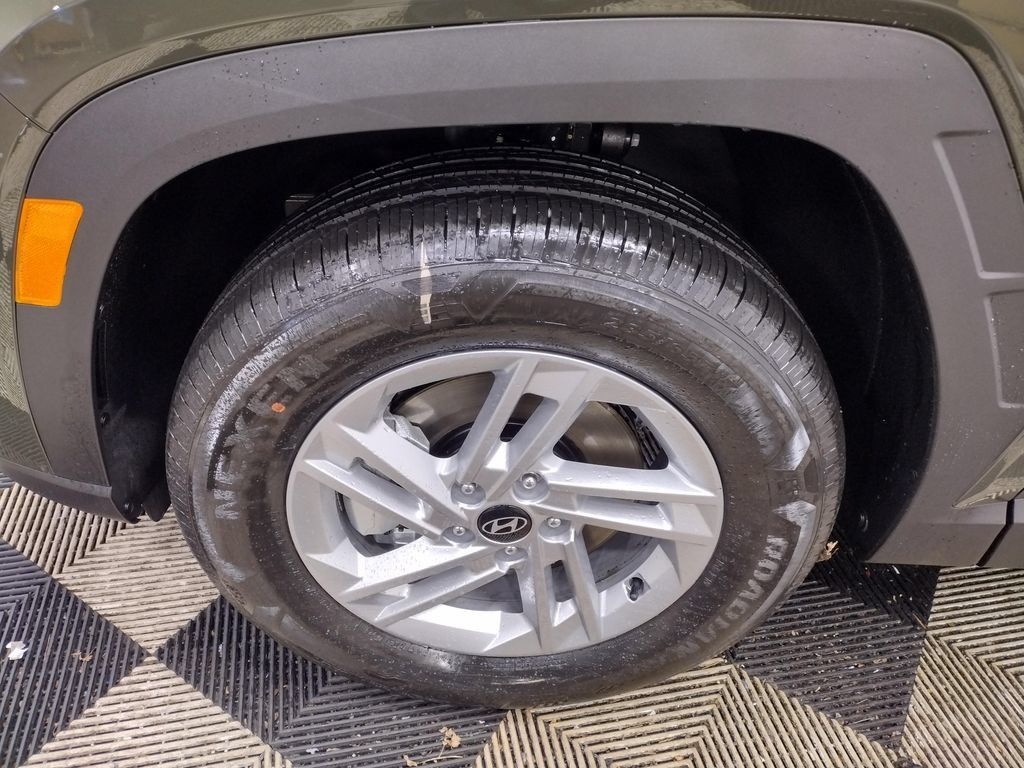 Certified 2026 Hyundai Tucson SE AWD/4WD image 6