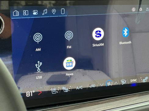 New 2026 Chevrolet Suburban Premier w/ Sun And Tow Package image 23