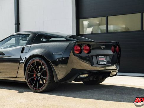 Used 2012 Chevrolet Corvette Z06 w/ 3LZ Preferred Equipment Group image 41