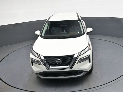 Used 2021 Nissan Rogue SV image 32